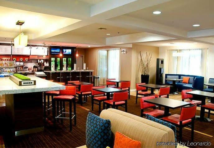 Courtyard By Marriott Stockton Hotel Exterior photo